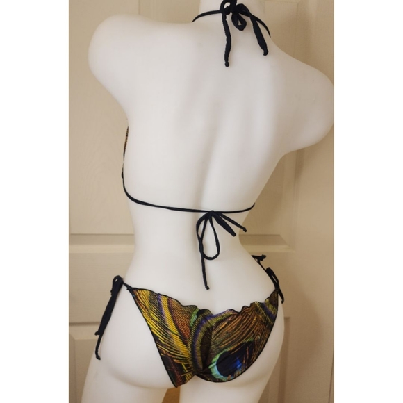 Swimwear - Picture 2 of 3